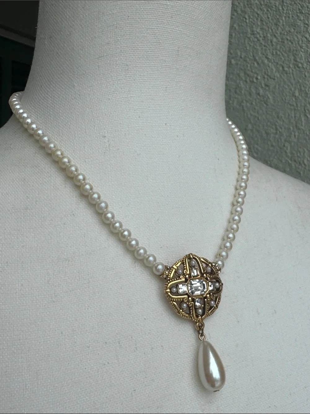 1928 statement necklace - NWOT - Picture 2 of 6